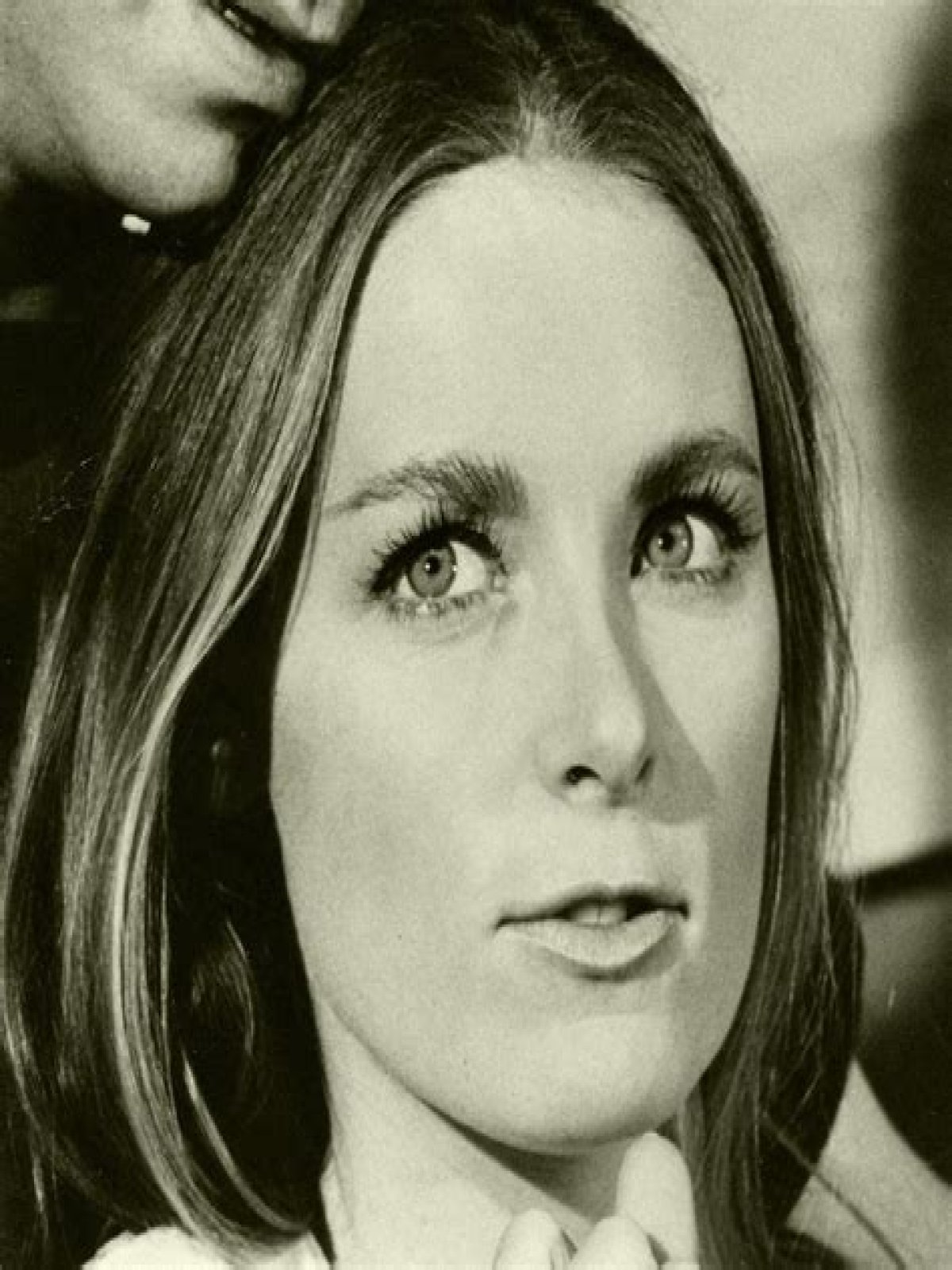 Charmian Carr (Movie Actress) - Age, Birthday, Bio, Facts, Family, Net Worth, Height & More