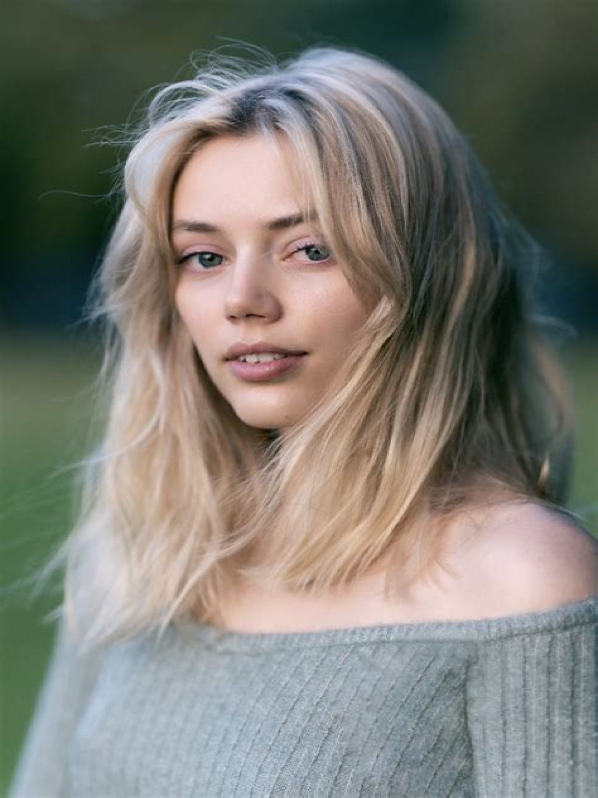Grace Van Dien