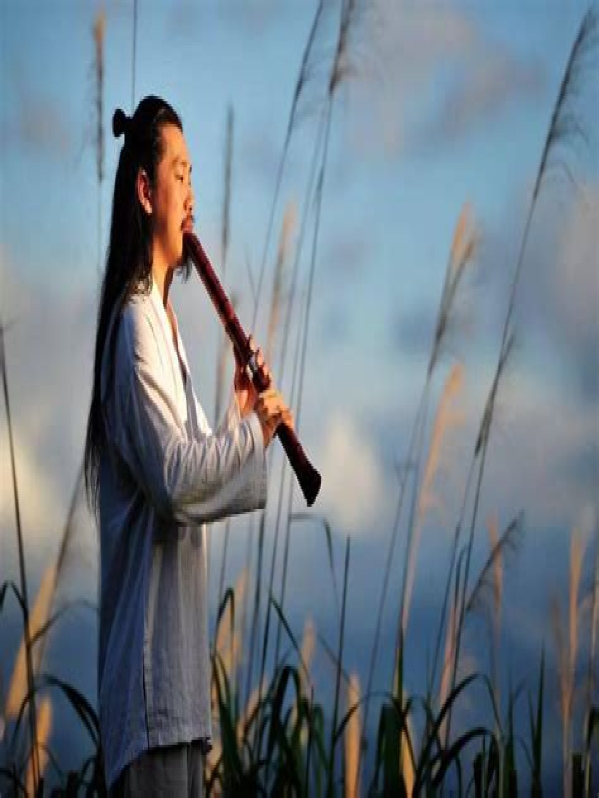 How do I play xiao bamboo flute?