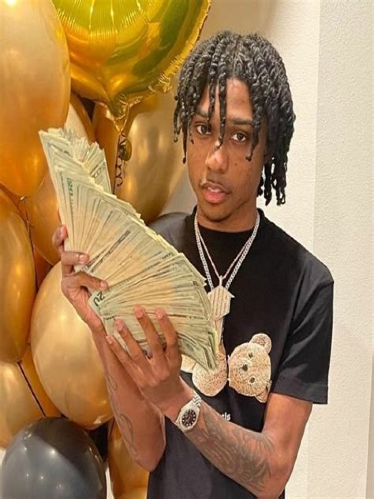 Scorey (Rapper) - Age, Birthday, Bio, Facts, Family, Net Worth, Height & More