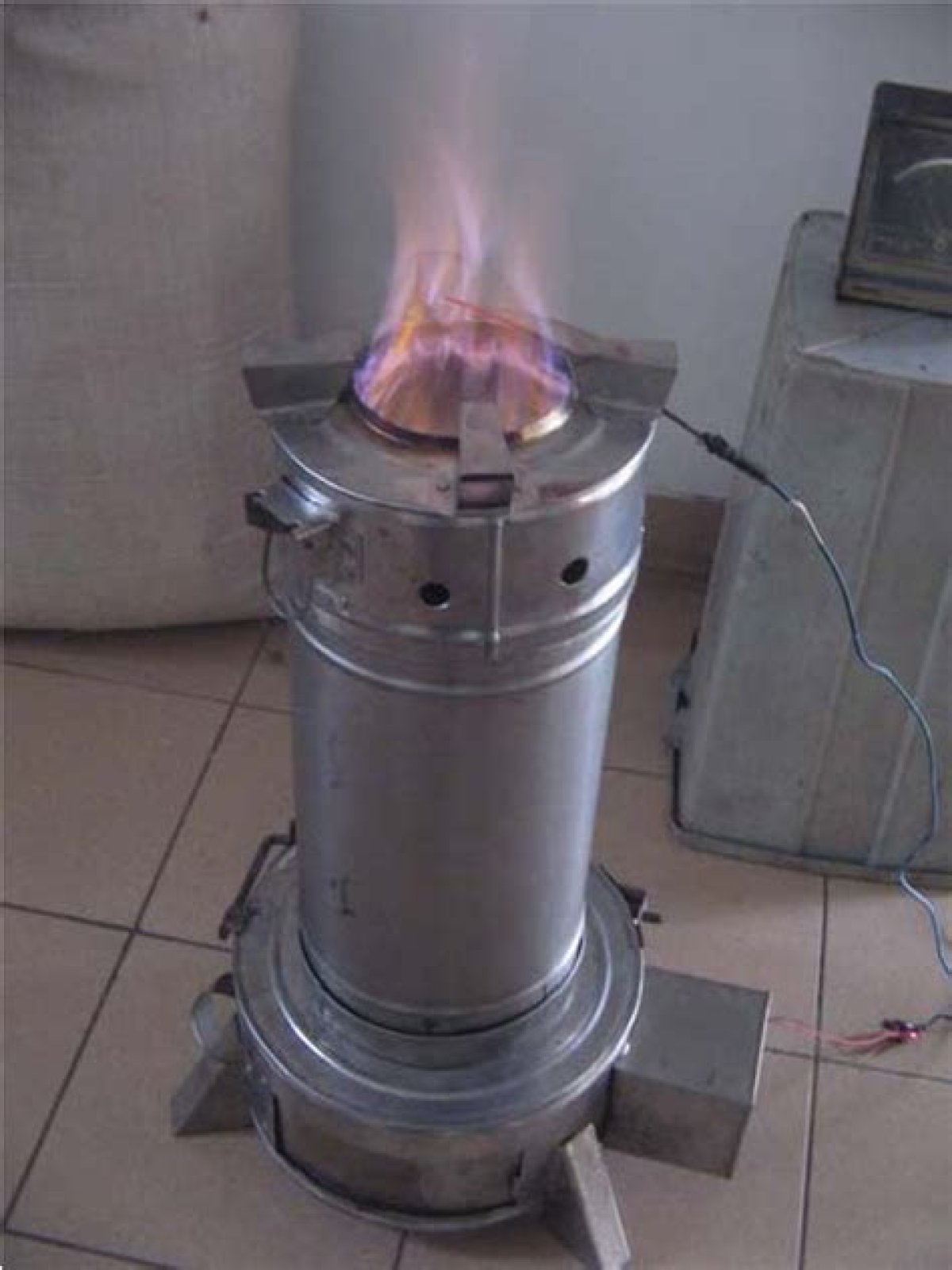 When was rice husk stove invented?